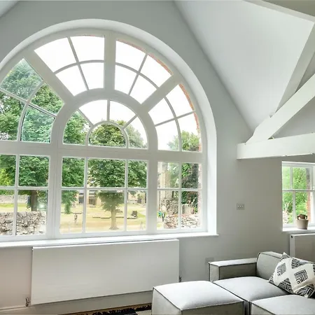 Marygate - Garden View